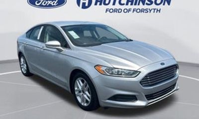 2015 Ford Fusion SE