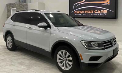 2018 Volkswagen Tiguan 4MOTION S