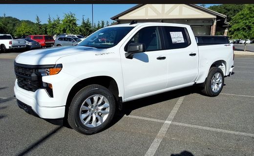 2026 Chevrolet Silverado Custom