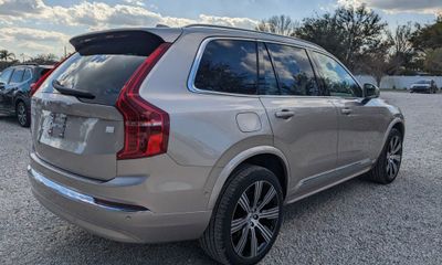 2024 Volvo XC90 Ultimate Bright