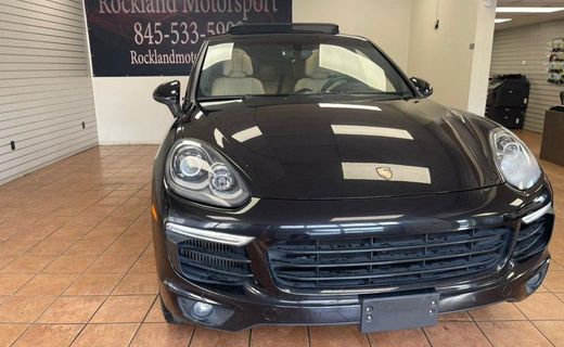 2016 Porsche Cayenne S