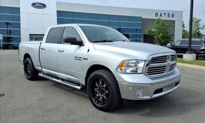 2017 Ram 1500 SLT