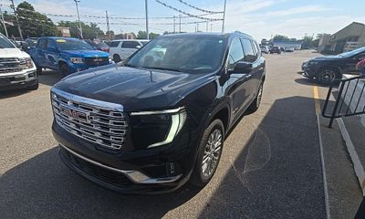 2025 GMC Acadia Denali