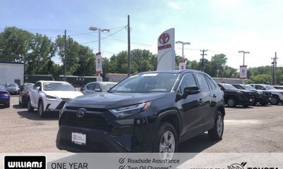 2025 Toyota RAV4 XLE