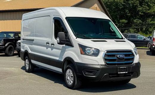 2023 Ford Transit Medium Roof