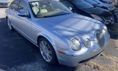 2007 Jaguar S-Type 30