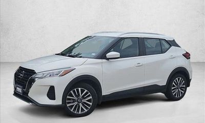 2022 Nissan Kicks SV