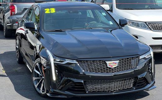 2023 Cadillac CT4