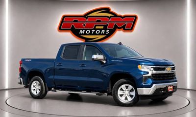 2023 Chevrolet Silverado LT