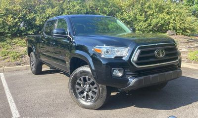 2023 Toyota Tacoma SR5