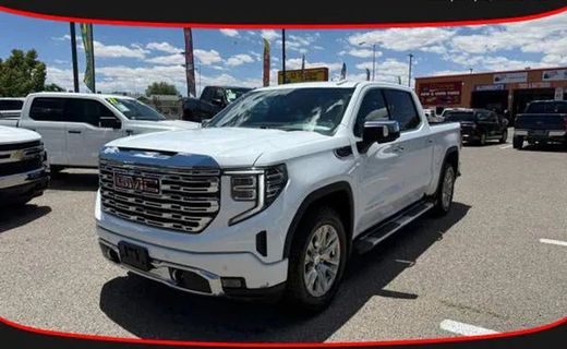 2023 GMC Sierra Denali