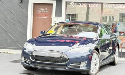 2013 Tesla Model S W DC Fast