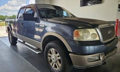 2004 Ford F-150 Lariat