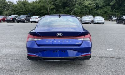 2023 Hyundai Elantra Limited