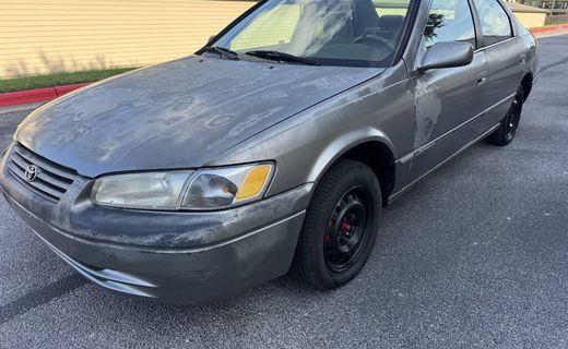 1999 Toyota Camry LE
