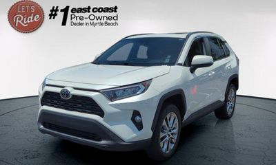 2021 Toyota RAV4 XLE Premium