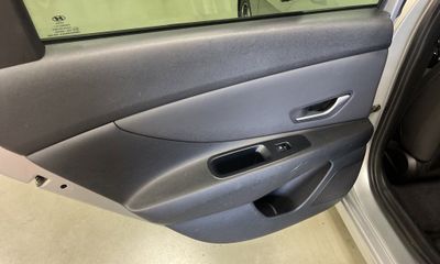 2021 Hyundai Elantra SEL W Premium