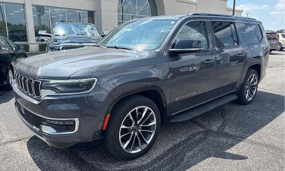 2023 Jeep Wagoneer Series II