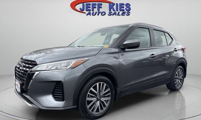2023 Nissan Kicks SV
