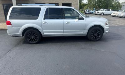 2017 Lincoln Navigator L Select