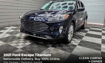 2021 Ford Escape Titanium Fhev