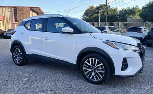 2022 Nissan Kicks SV