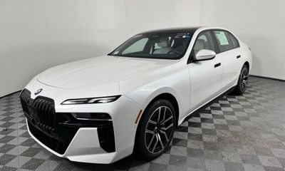 2023 BMW 760I xDrive
