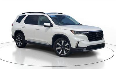 2025 Honda Pilot Touring HPD