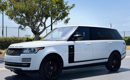 2017 Land Rover Range Supercharged LWB