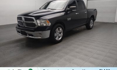 2016 Ram 1500 SLT