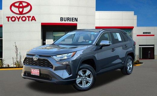 2024 Toyota RAV4 LE
