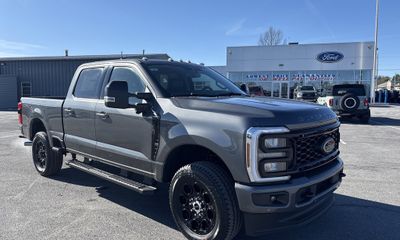 2026 Ford F-350 Lariat