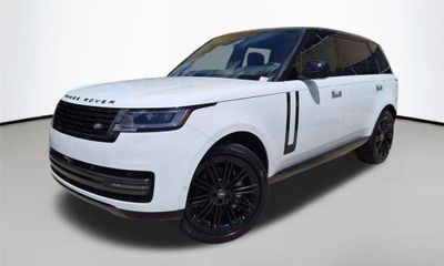 2025 Land Rover Range SE