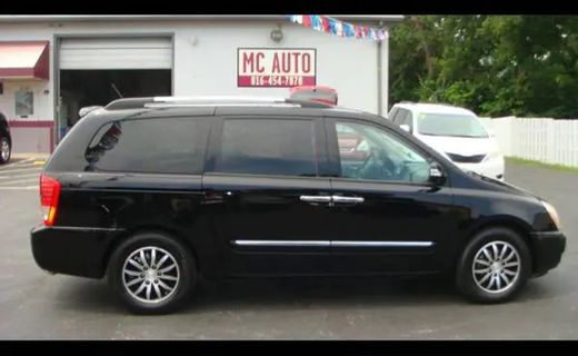 2011 Kia Sedona GLS