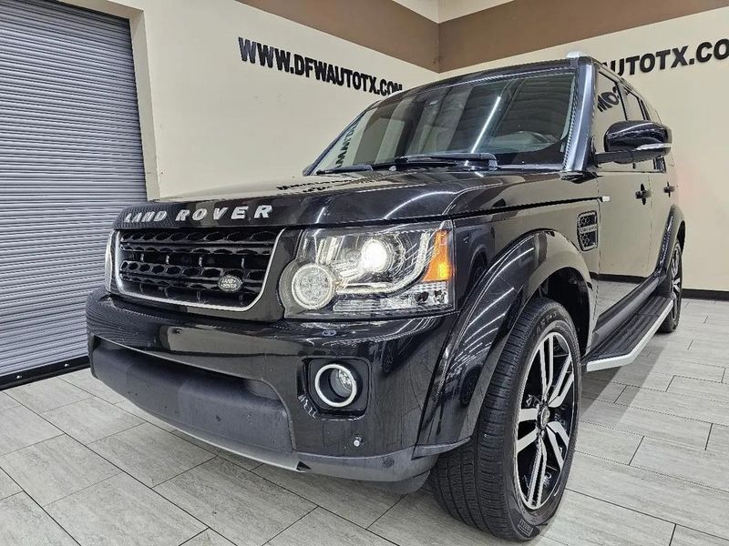 2016 Land Rover LR4 — a typically priced live listing