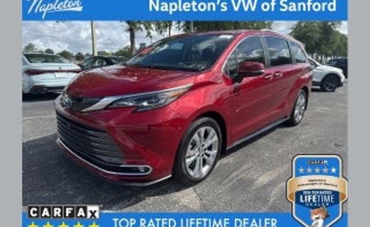 2024 Toyota Sienna Platinum