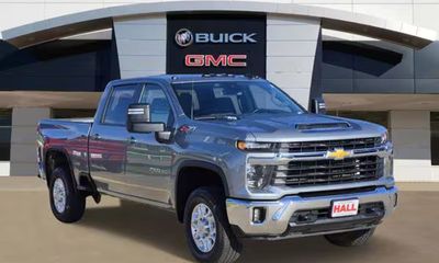 2024 Chevrolet Silverado HD LT