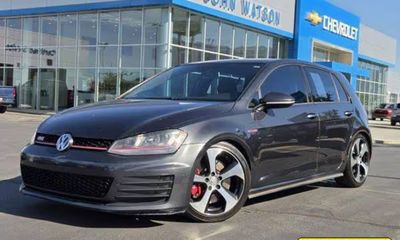 2017 Volkswagen Golf GTI S Sport SE