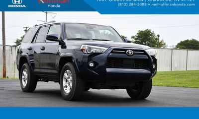 2024 Toyota 4RUNNER SR5