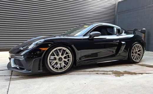 2024 Porsche 718 Cayman GT4 RS