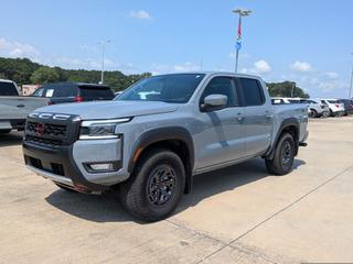 2025 Nissan Frontier