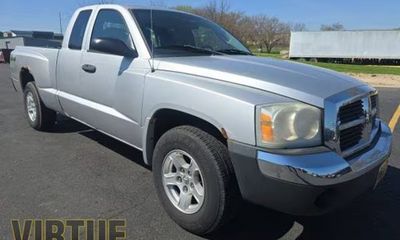 2005 Dodge Dakota SLT Sport