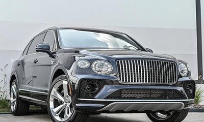 2023 Bentley Bentayga Extended Wheelbase