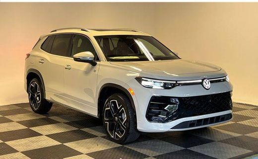 2026 Volkswagen Tiguan 4Motion SEL R