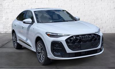 2026 Audi SQ5 Quattro Premium Plus