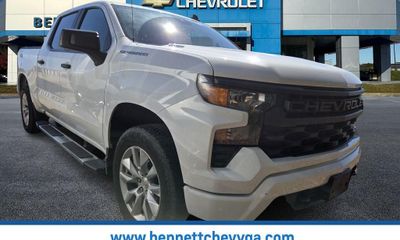 2025 Chevrolet Silverado Custom