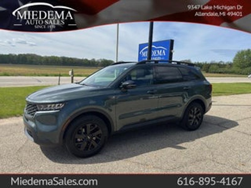 2021 Dodge Durango — a typically priced live listing