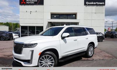 2023 Cadillac Escalade Premium Luxury