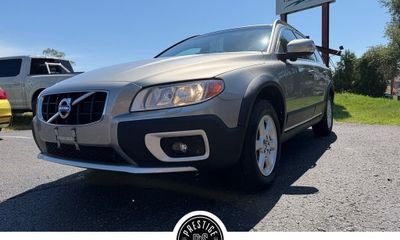 2011 Volvo XC70 32