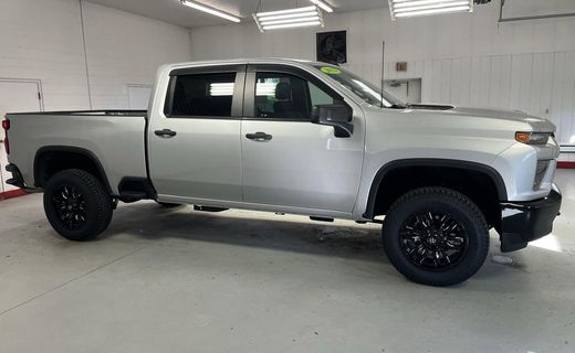 2022 Chevrolet Silverado HD Custom